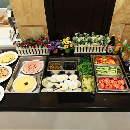 Best Western Plus Burlington Inn & Suites Экстерьер фото