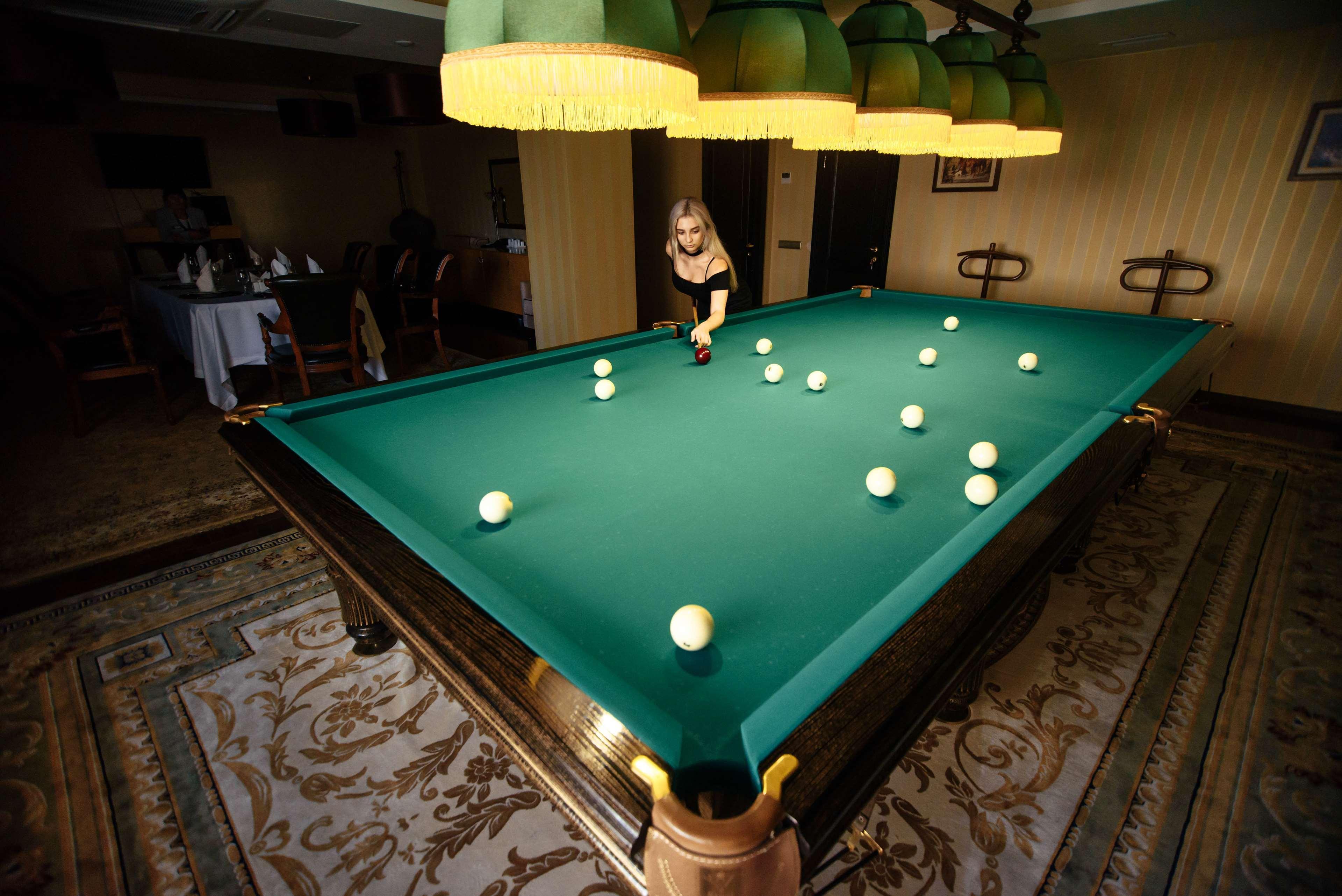Best Western Plus Burlington Inn & Suites Экстерьер фото